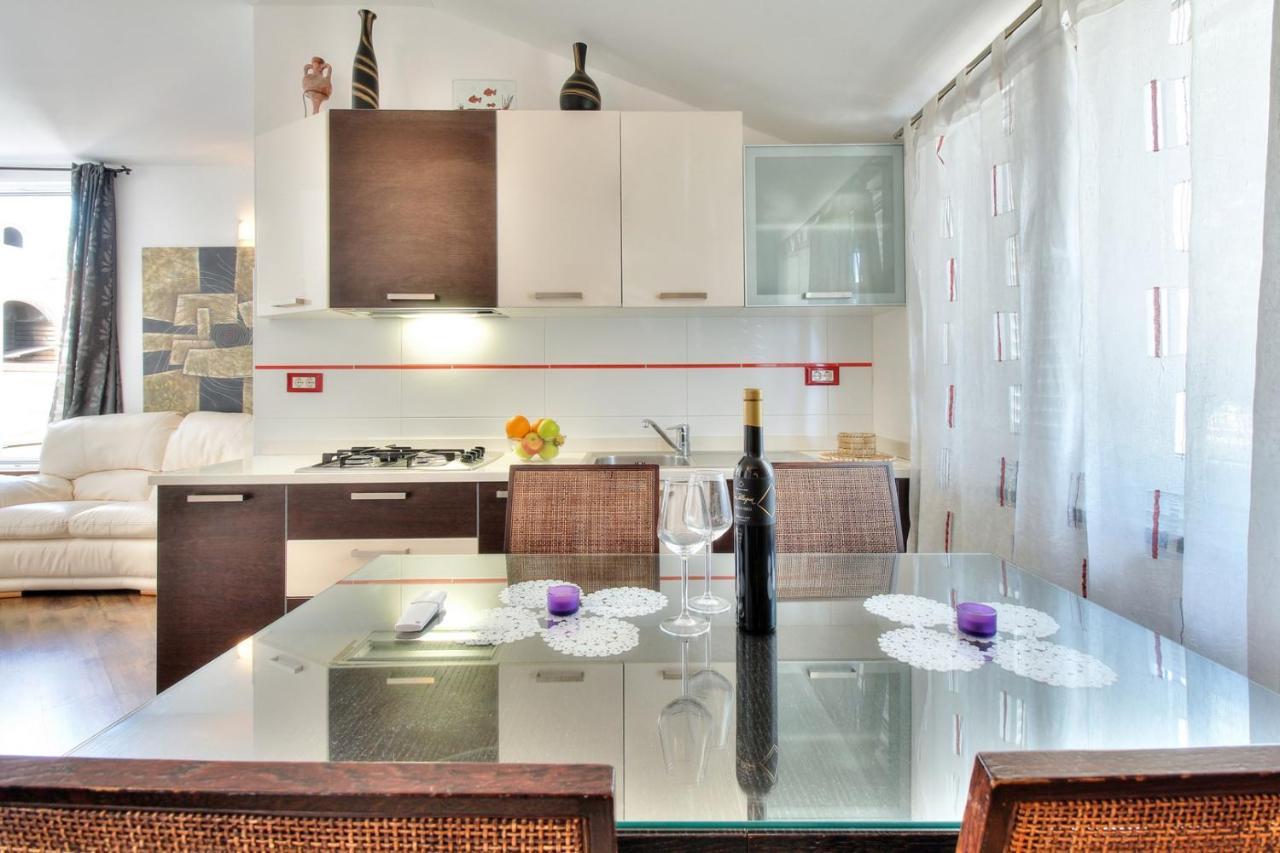 Apartments Suzy Umag Kültér fotó